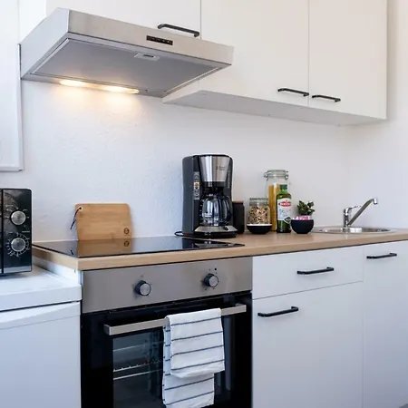 Helles Design-appartement An Der Messe Apartment Essen