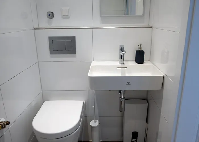 Zentral Mit Stellplatz Messe Und Uni * Essen