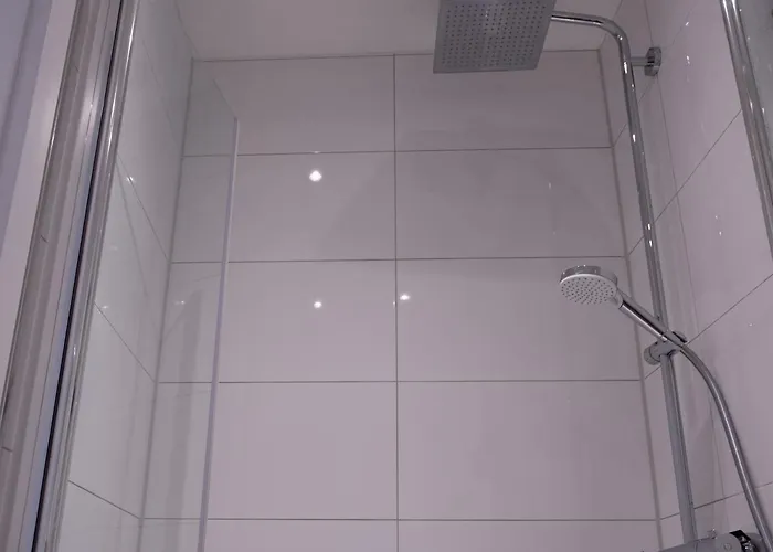 Daire Zentral Mit Stellplatz Messe Und Uni