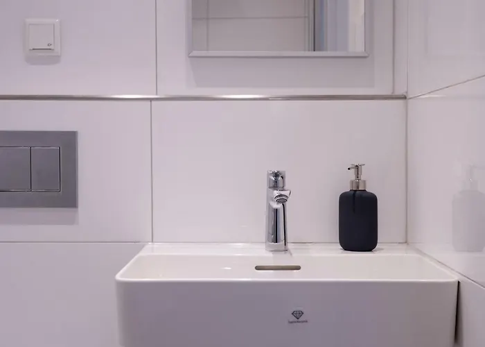 Zentral Mit Stellplatz Messe Und Uni Daire Essen