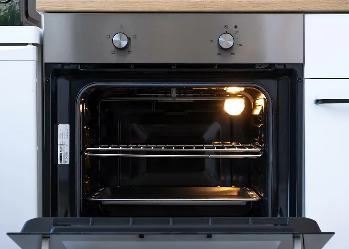 Zentral Mit Stellplatz Messe Und Uni